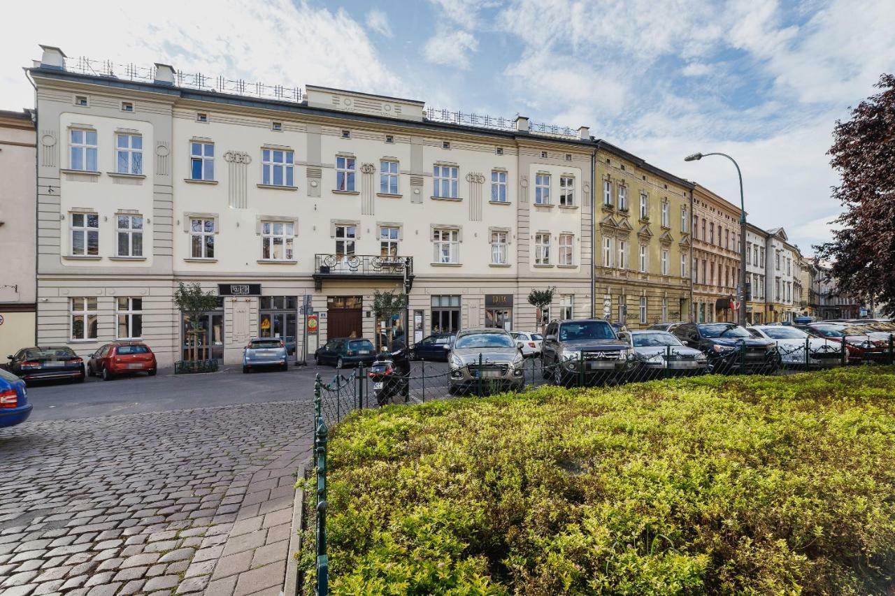 Apartments Cracow Miodowa By Renters Краков Экстерьер фото