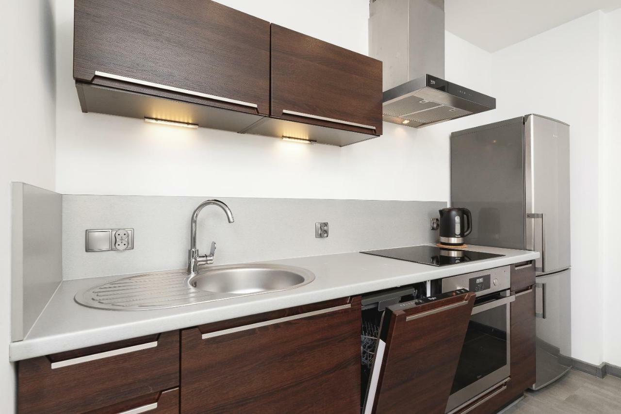 Apartments Cracow Miodowa By Renters Краков Экстерьер фото